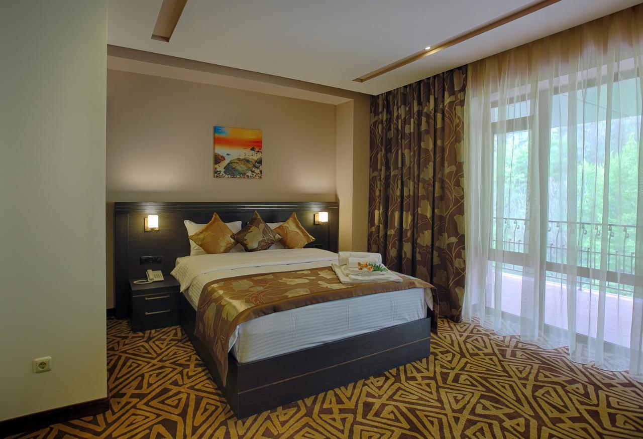 Aghveran Ararat Resort Hotel Arzakan Esterno foto