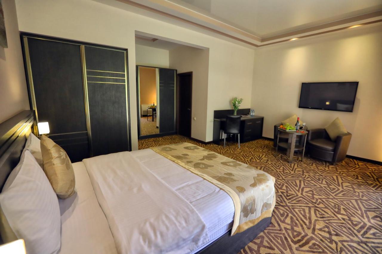 Aghveran Ararat Resort Hotel Arzakan Esterno foto